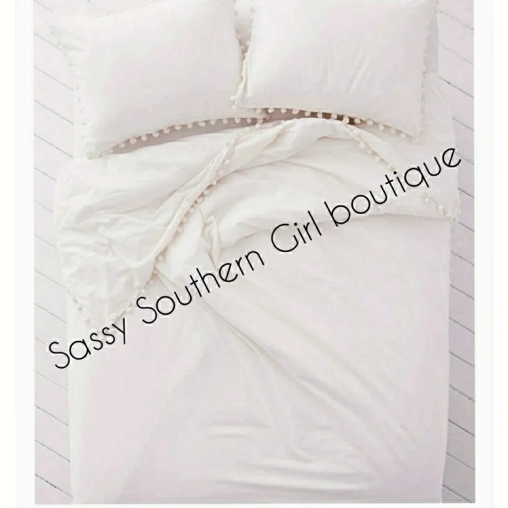 ⭐🆕White washed pom pom duvet cover set